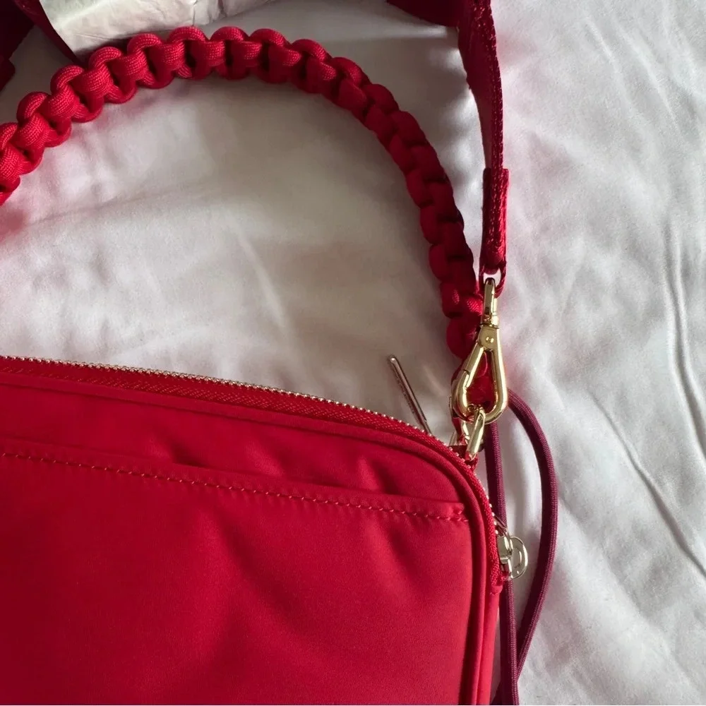 ❤️🆕 Lululemon Lunar New Year Crossbody Camera Bag with Top Handle - Dark Red - Picture 9 of 9